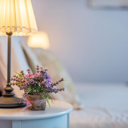 Old City Romantic Studios 4 With Free Private Parking Pula Extérieur photo